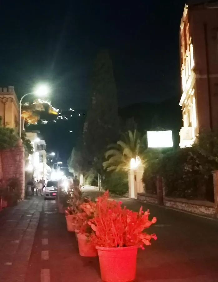 I Mori Taormina Apartment Italy