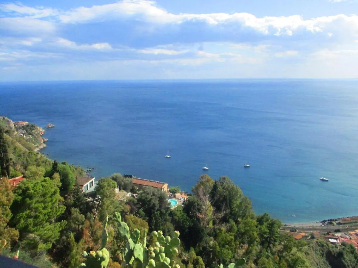 I Mori Taormina Apartment Italy